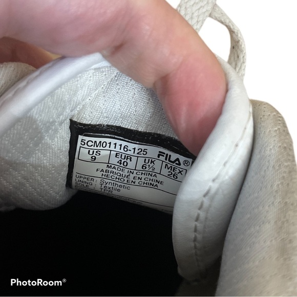 FILA Women’s White Retro Court Sneakers Size 9 Red Navy Stripe Leather Low Top - Picture 8 of 8